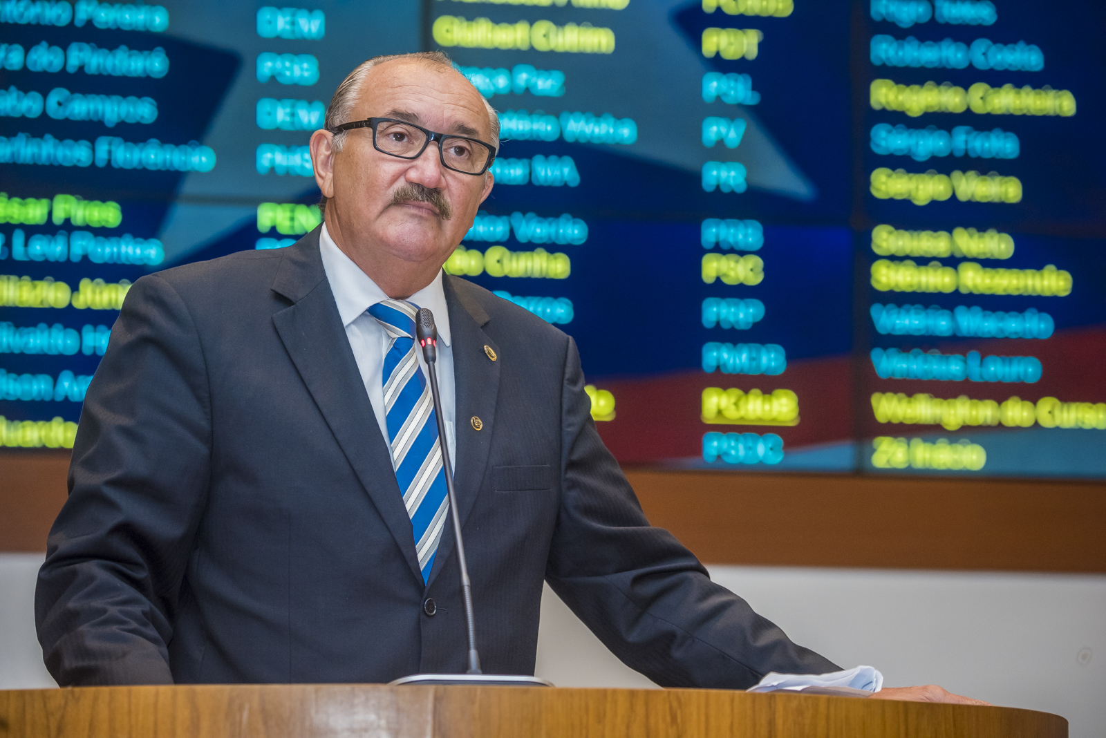 César Pires critica redução de repasse de recursos do Estado para municípios