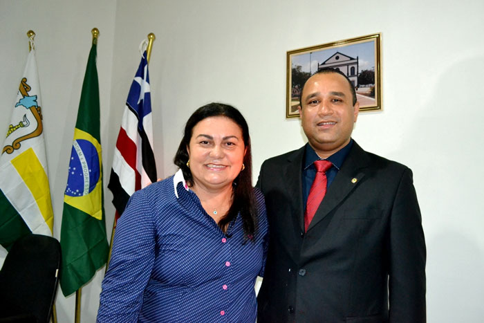 Roberto Costa participa de inauguração da sede da Prefeitura de Rosário