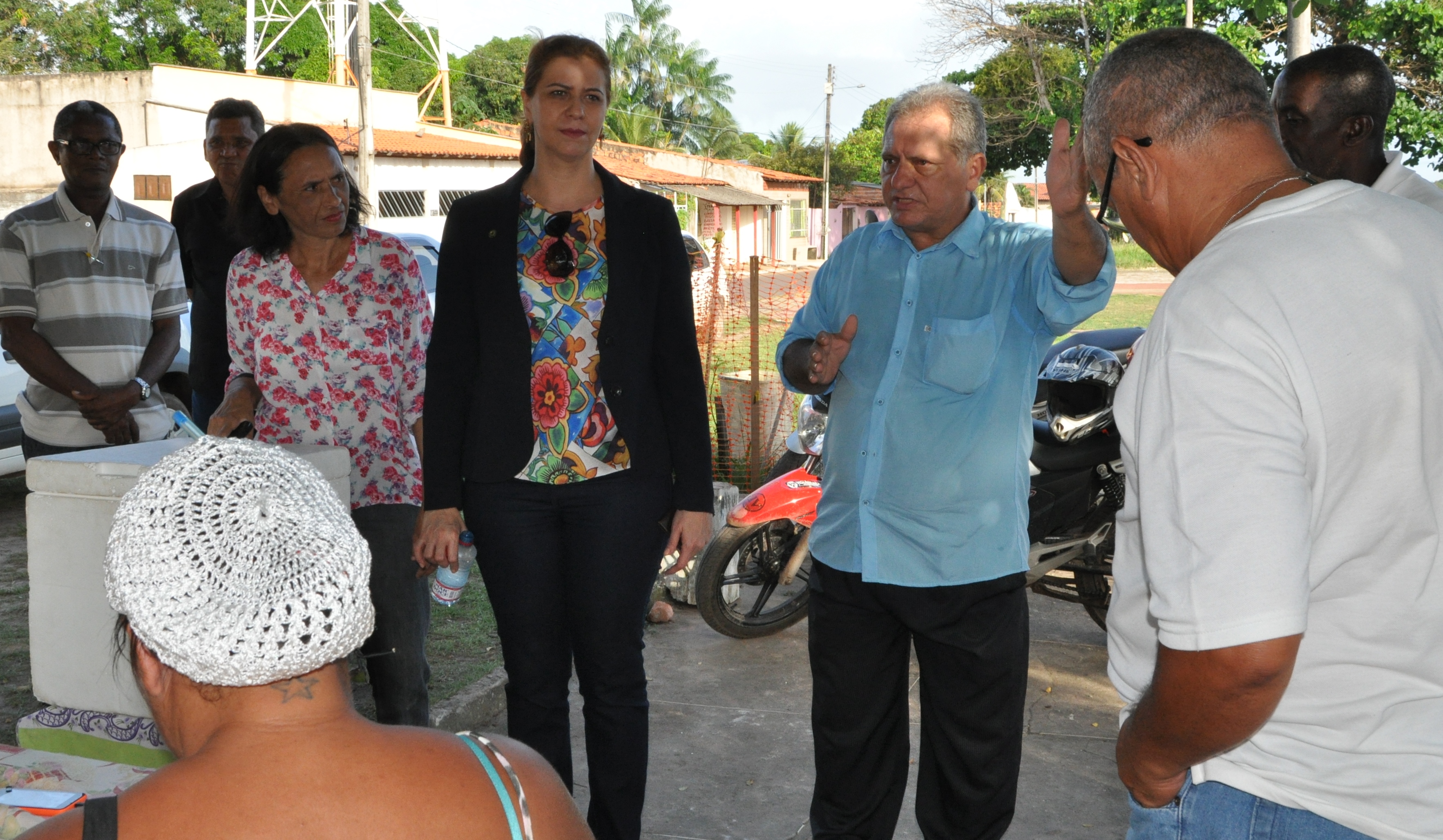 Valéria Macedo visita Paço do Lumiar a pedido de lideranças políticas