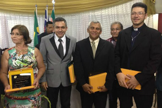 Antônio Pereira recebe homenagens da Câmara de Senador La Rocque 