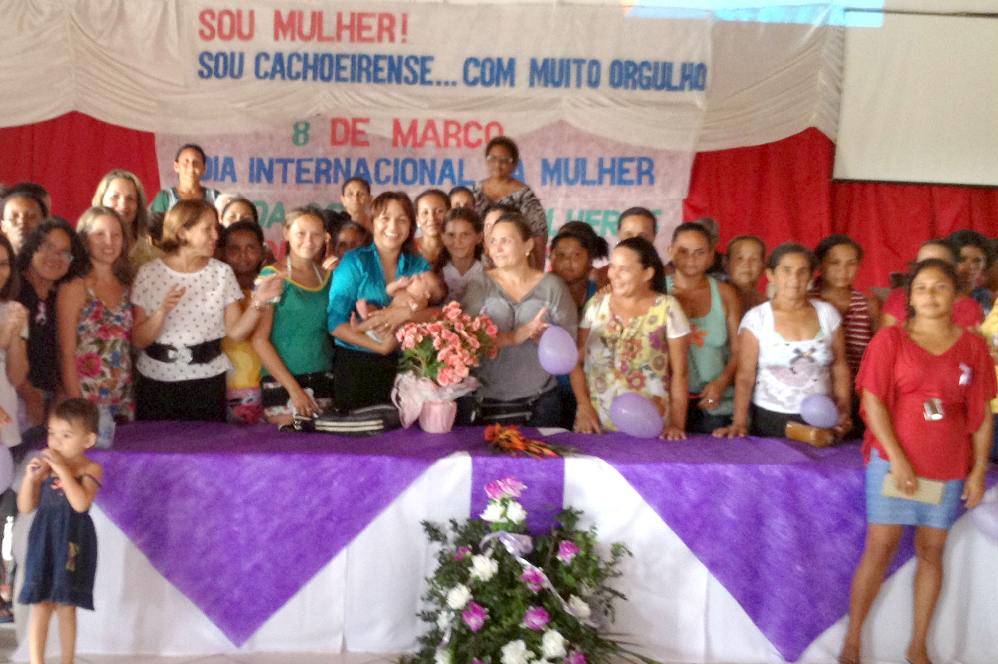 Eliziane Gama participa de evento no município de Cachoeira Grande