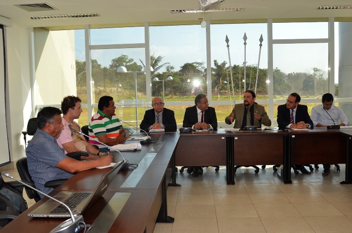 Frente Parlamentar debate proposta de regulamentação da carcinicultura no Maranhão