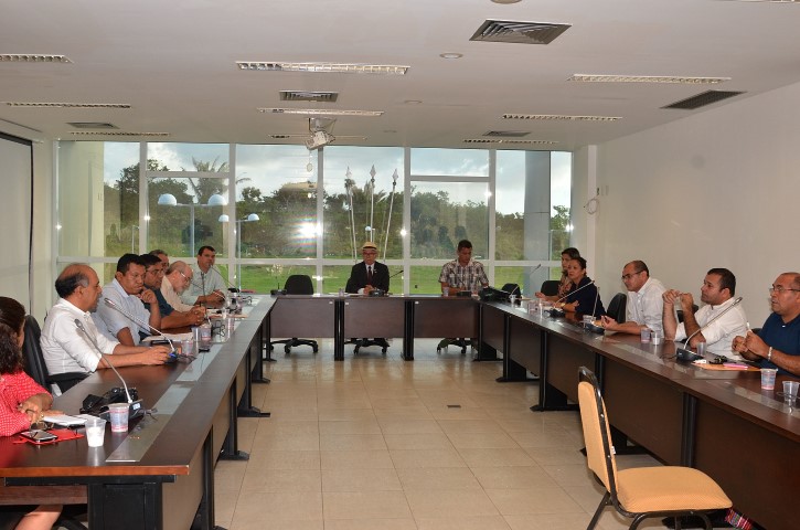 Fernando Furtado discute redefinição territorial de municípios maranhenses