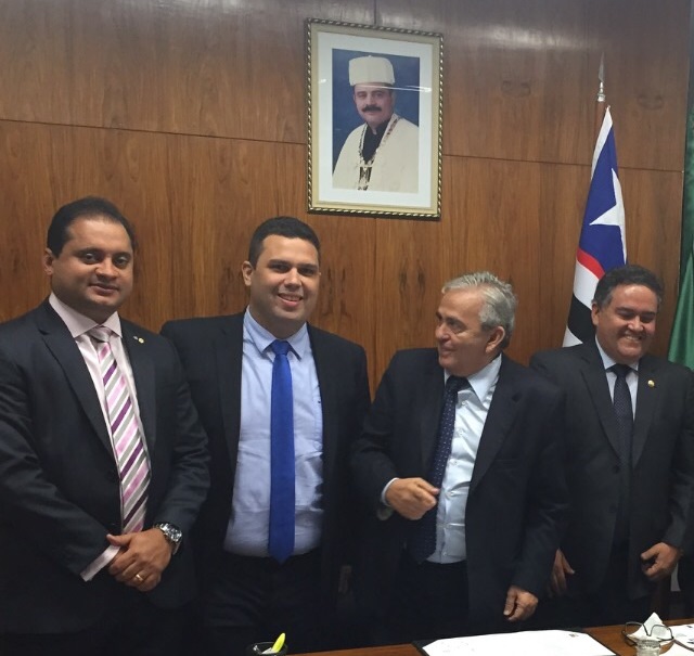 Deputado Fábio Macêdo discute Reforma Política em Brasília