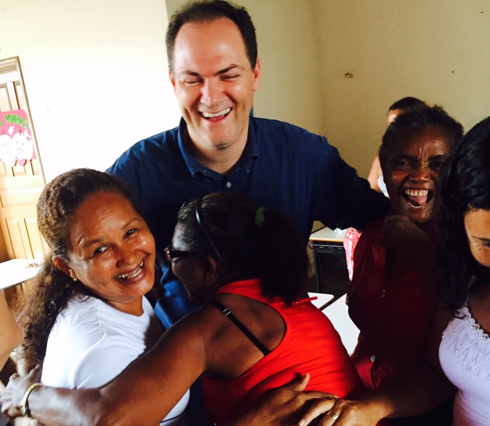 Deputado Sousa Neto participa de Dia das Mães em Santa Inês 