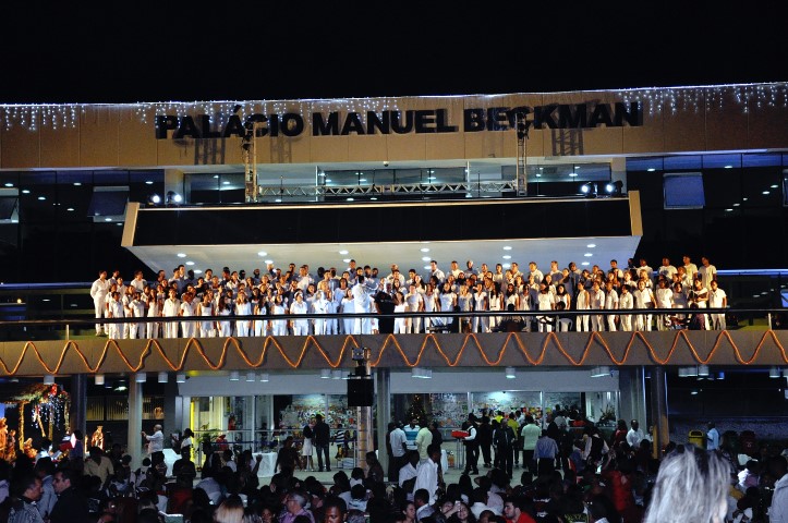 Cantata de Natal emociona confraternização da Assembleia Legislativa