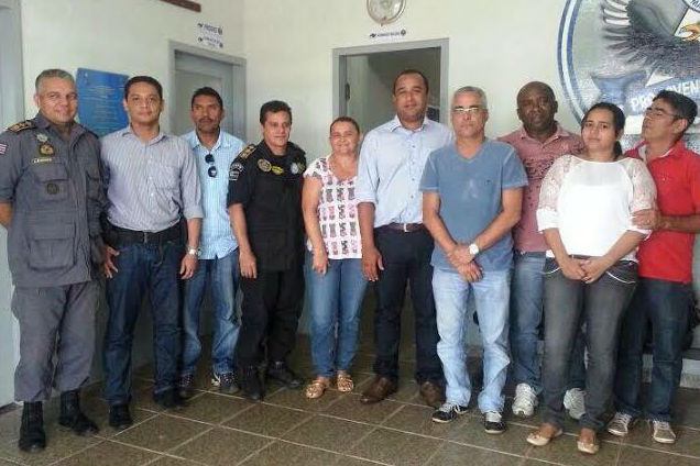 Deputado Roberto Costa reúne-se com comando da Policia em Bacabal