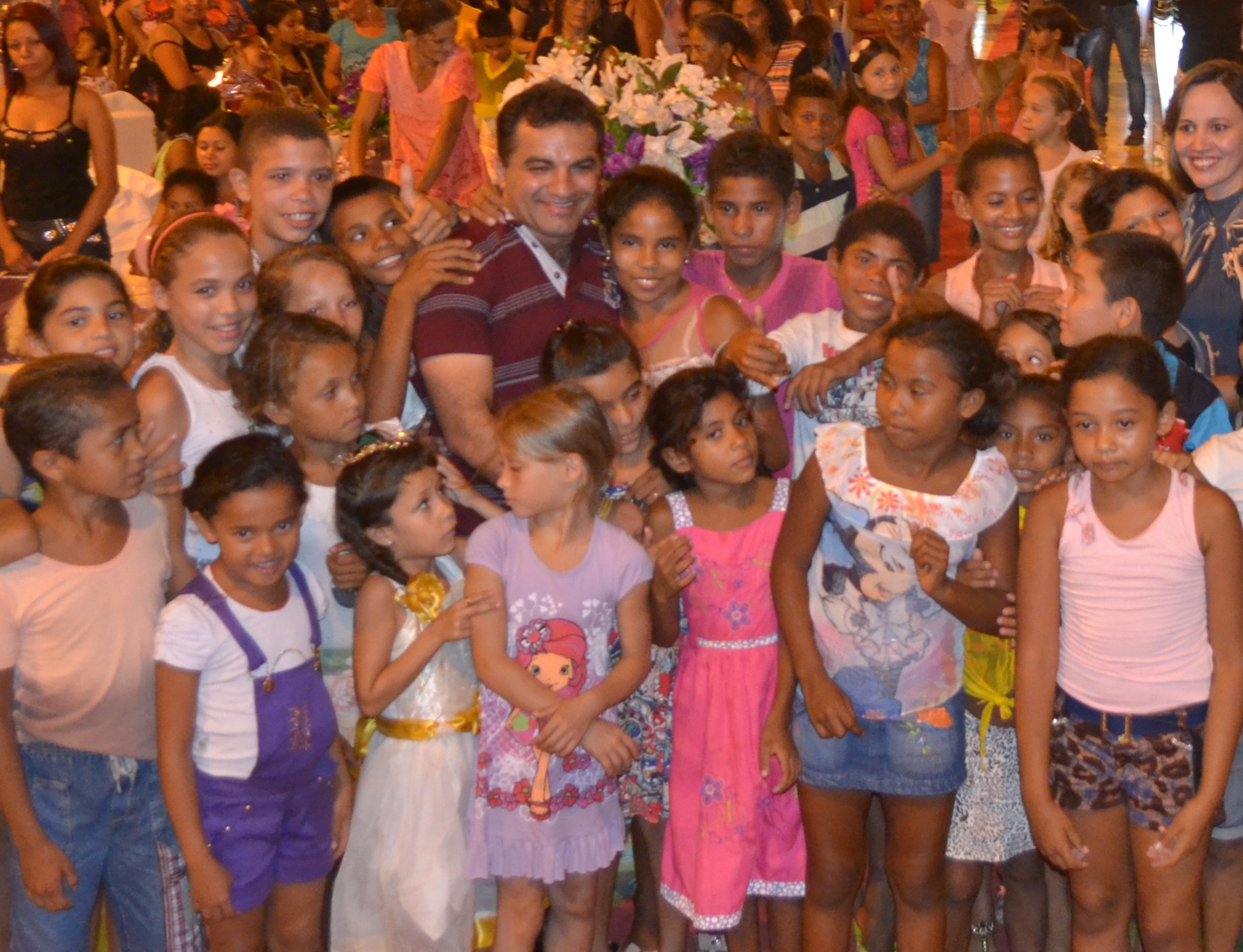 Josimar de Maranhãozinho prestigia festa das mães na região do Alto Turi