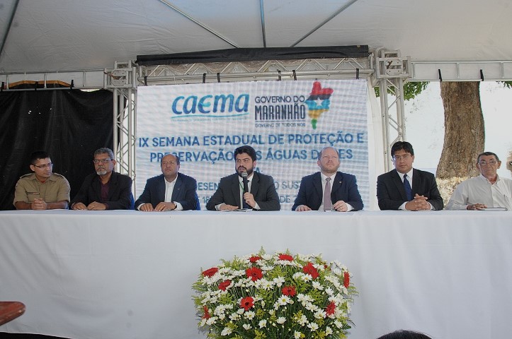 Othelino Neto prestigia abertura da Semana Estadual de Preservação das Águas Doces