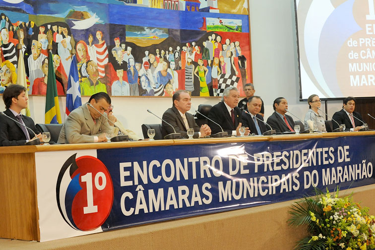 Arnaldo Melo preside abertura do I Encontro de Presidentes de Câmaras 