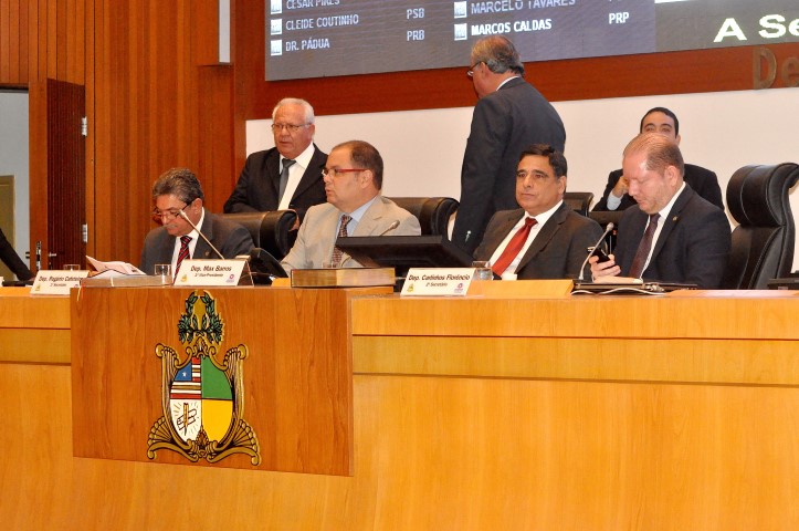 Assembleia Legislativa concederá Título e Medalha à personalidades