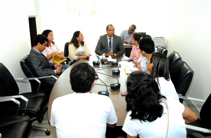 Comissão de Educação discute convocação de professores excedentes