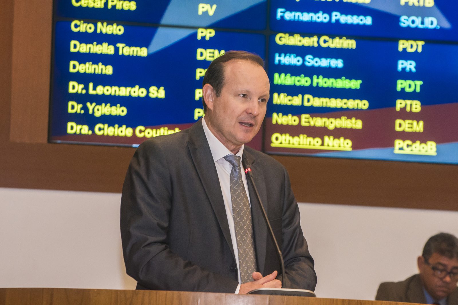 Márcio Honaiser faz indicação solicitando a reforma do Mercado do Bequimão