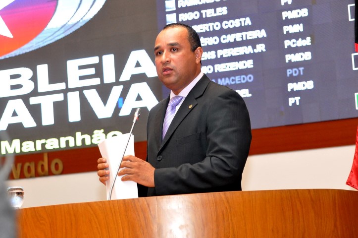 Deputado Roberto Costa elogia escolha de Helena Duailibe para Semus