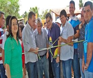 Léo Cunha e secretários inauguram escola no município de Paulo Ramos 