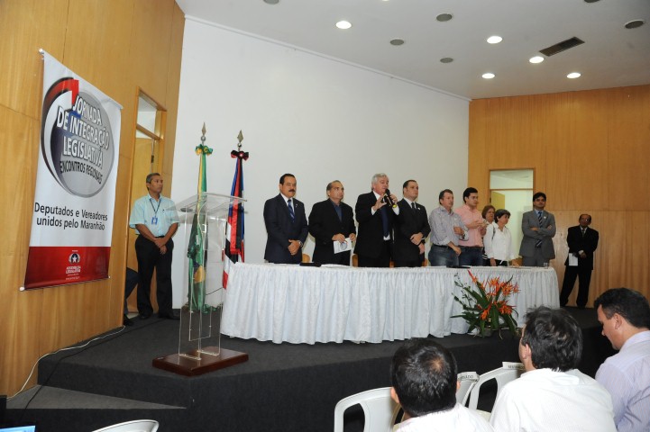 Principais eixos do Parlamento Estadual são mostrados em Caxias