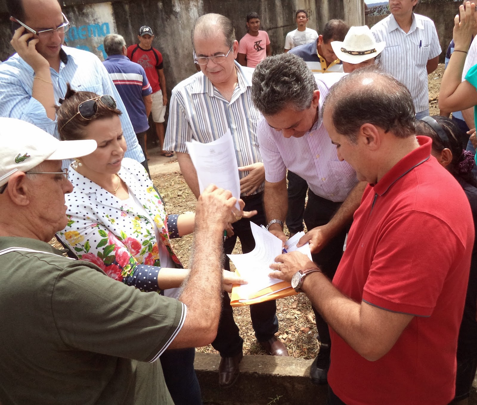 Antônio Pereira consegue poços artesianos e asfalto para Tuntum 