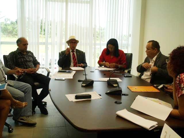 Fernando Furtado participa de reunião para discutir limites territoriais