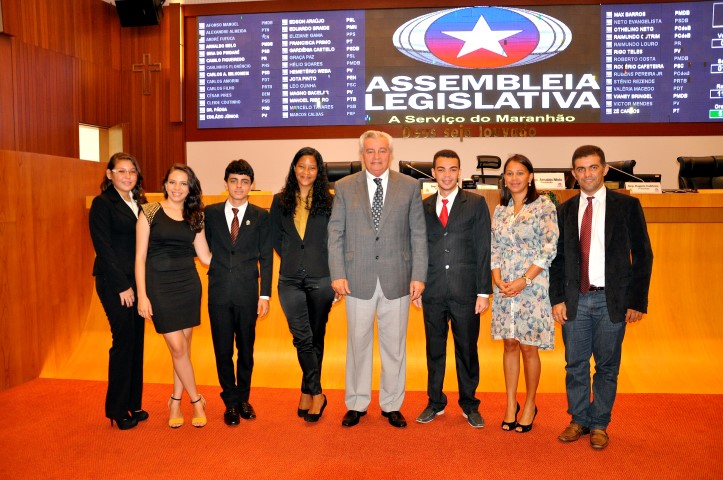 Jovens Parlamentares participam de sessão plenária na Assembleia Legislativa 