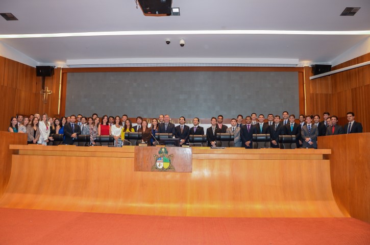 Em solenidade, Edilázio propõe instalação de uma Defensoria Pública na Assembleia