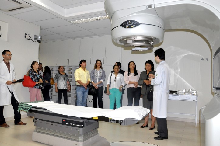 Comissão de Saúde visita hospitais para tratamento do câncer em Imperatriz