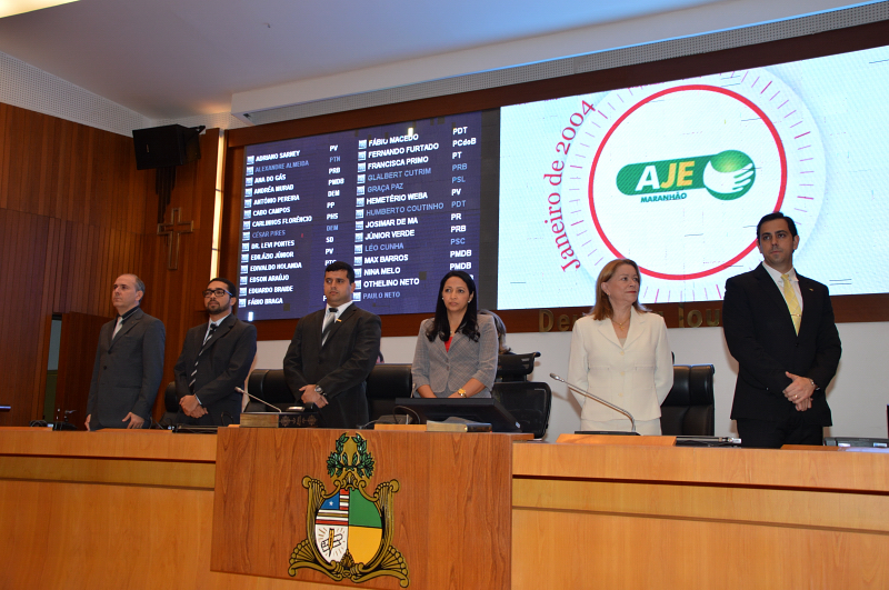 Assembleia presta homenagem ao jovem empreendedor em sessão solene 