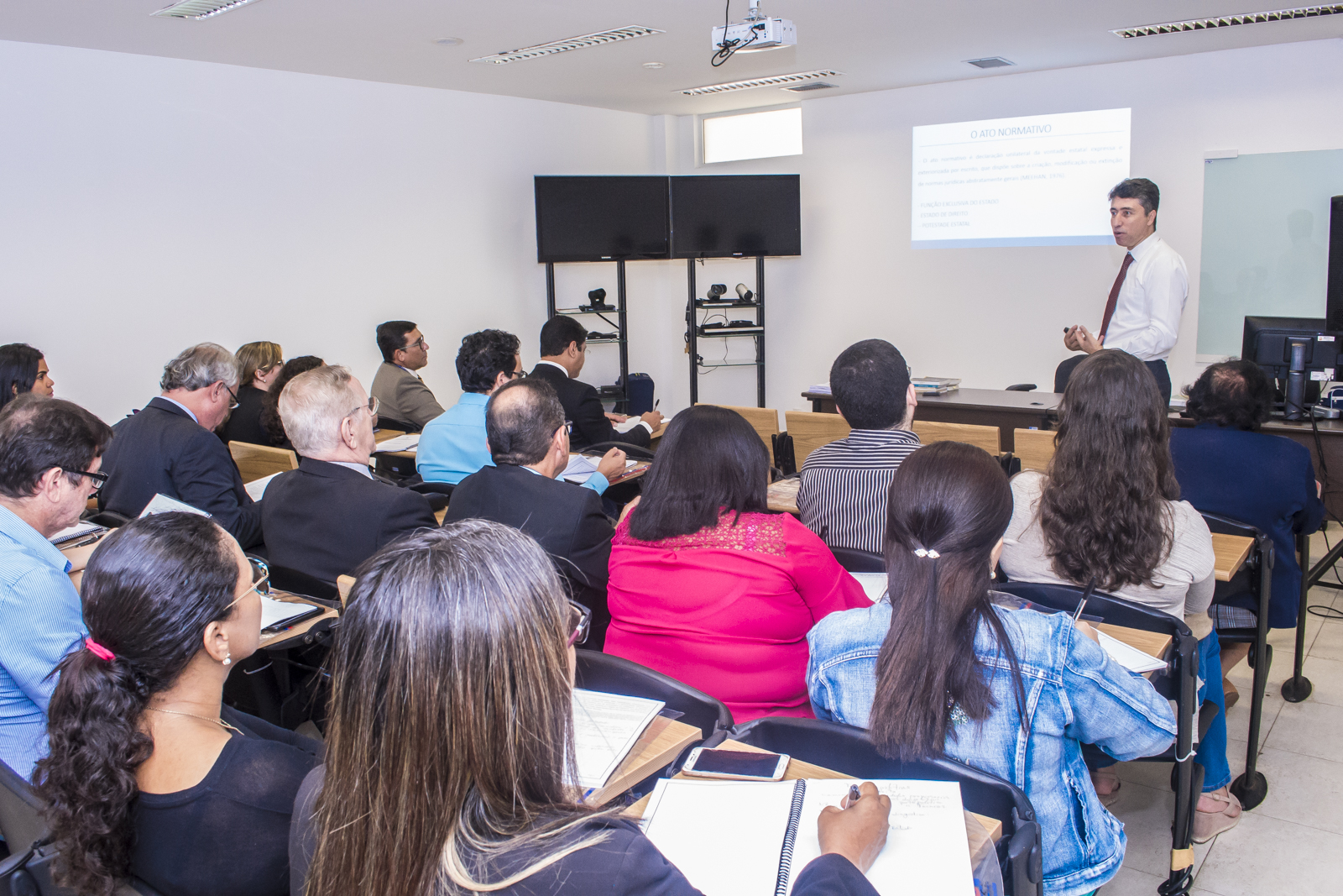 Escola do Legislativo promove segunda etapa do curso sobre Processo Legislativo Avançado