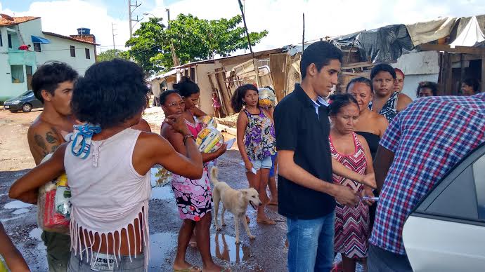 Gabinete de Fábio Macedo realiza ação em alusão ao Dia das Mães