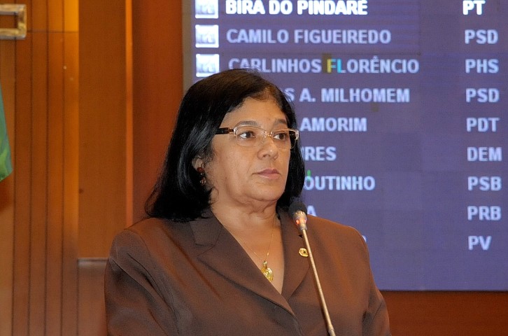 Vianey Bringel destaca presença do secretário da Infraestrutura em Santa Inês