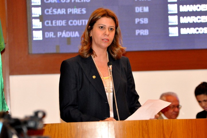 Valéria Macedo defende instalação urgente de DPCA em Imperatriz