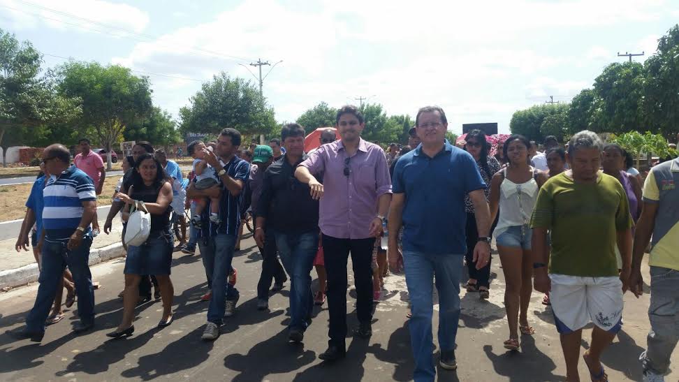 Deputado Stênio Rezende prestigia festa do aniversário do município Bela Vista