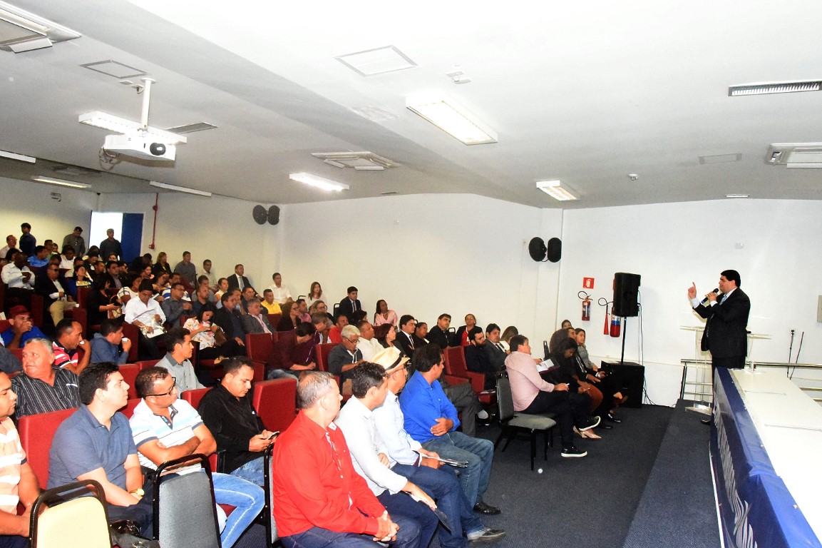 Encontro reúne vereadores de todo o Maranhão na Assembleia Legislativa