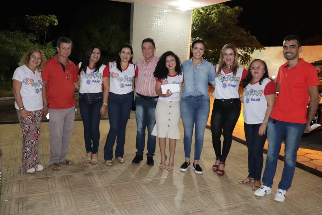 Deputada Daniella Tema e prefeito de Tuntum premiam alunos vencedores do Projeto Soletrando 