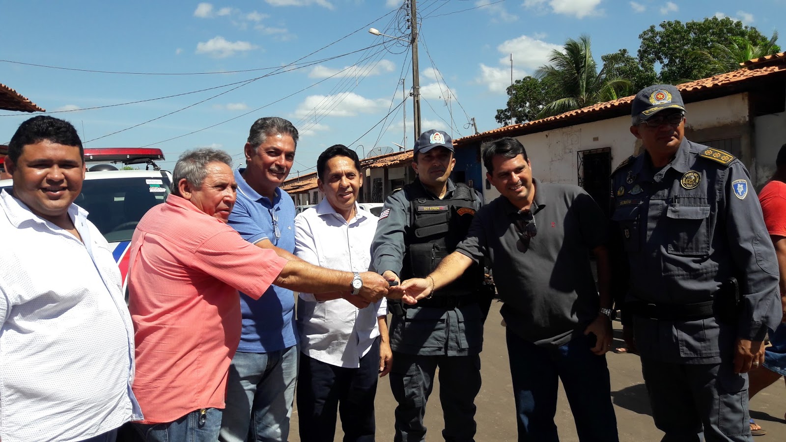 Carlinhos Florêncio entrega viatura e participa da inauguração de Destacamento da PM de Lago Verde