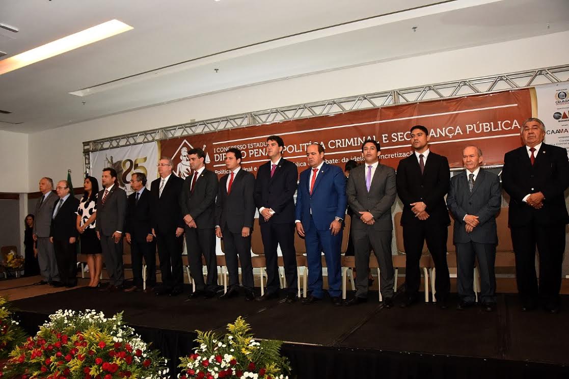 Eduardo Braide representa Assembleia na abertura do I Congresso Estadual de Direito Penal