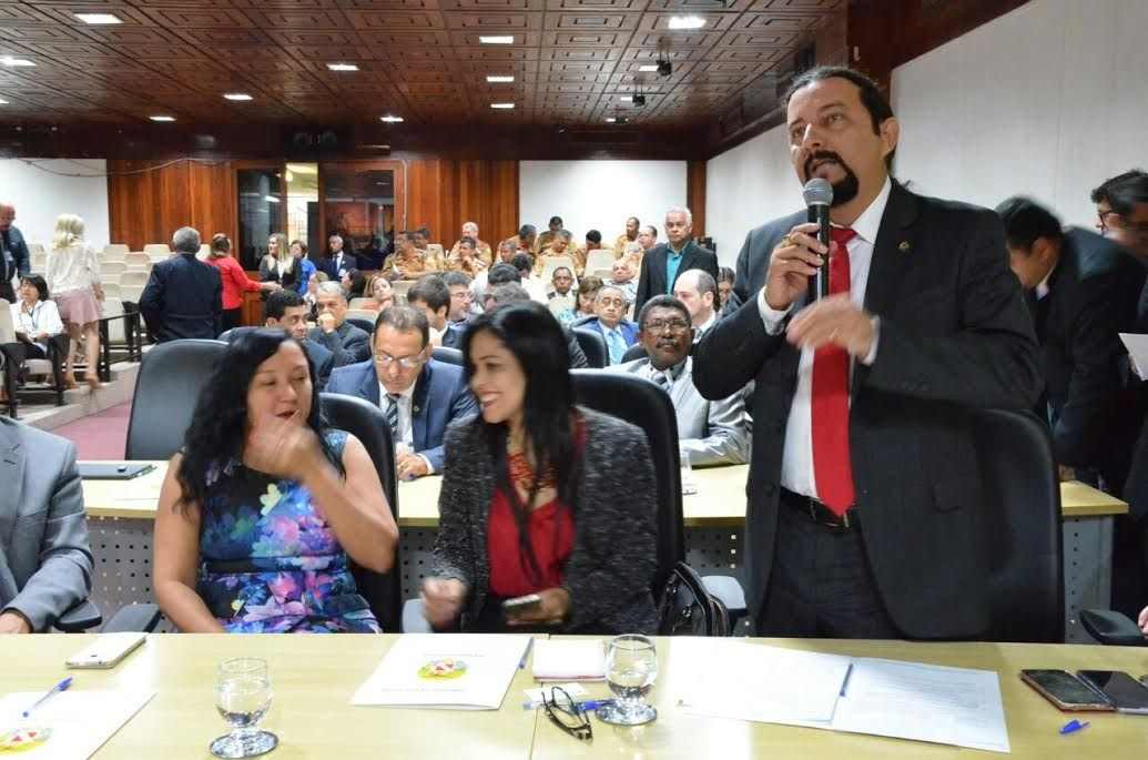 Júnior Verde participa de reunião do Parlamento Amazônico