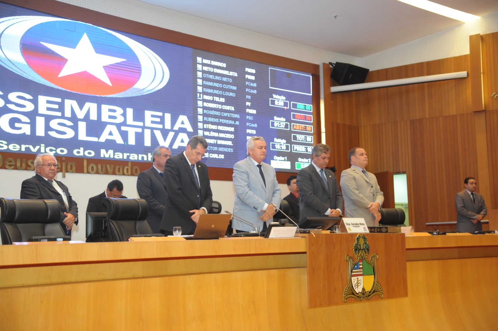 Assembleia faz homenagem a Anacleto Araújo e a Luiz Alfredo Guterres