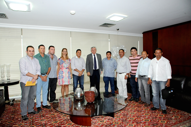 Presidente Arnaldo Melo recebe visita de vereadores do município de Balsas