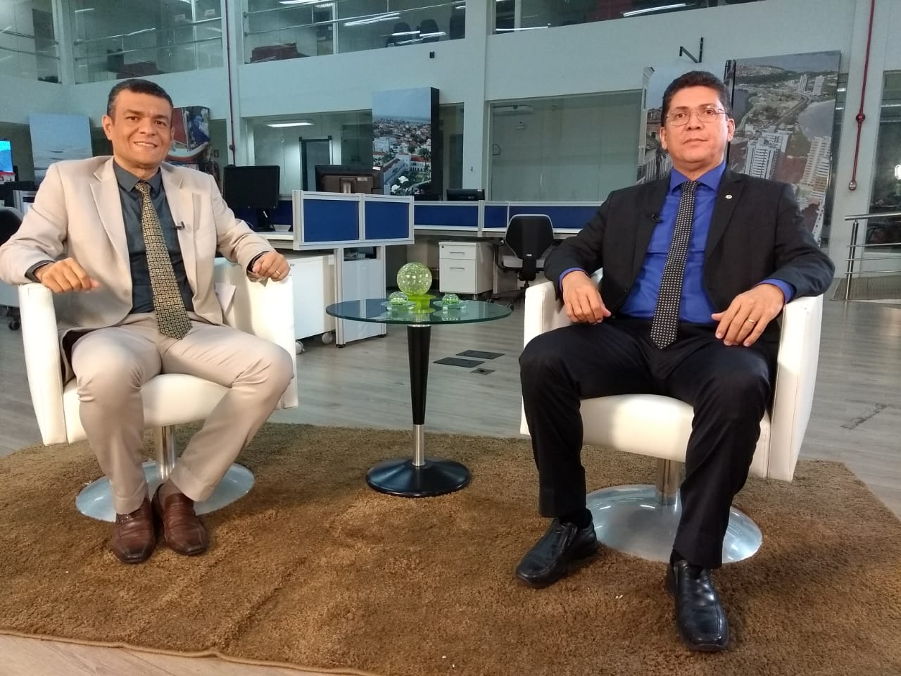  Secretário destaca redução do número de homicídios no Maranhão durante entrevistas à rádio e TV Assembleia