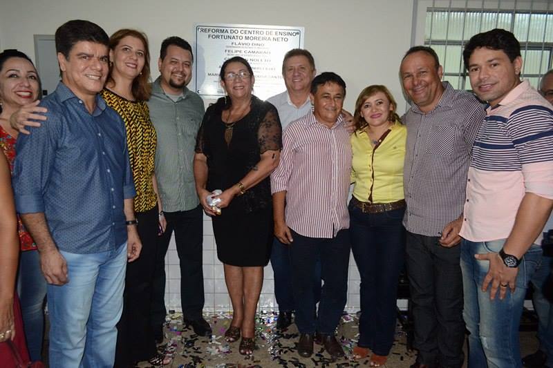 Deputada Valéria participa de inauguração de reforma de escola em Porto Franco