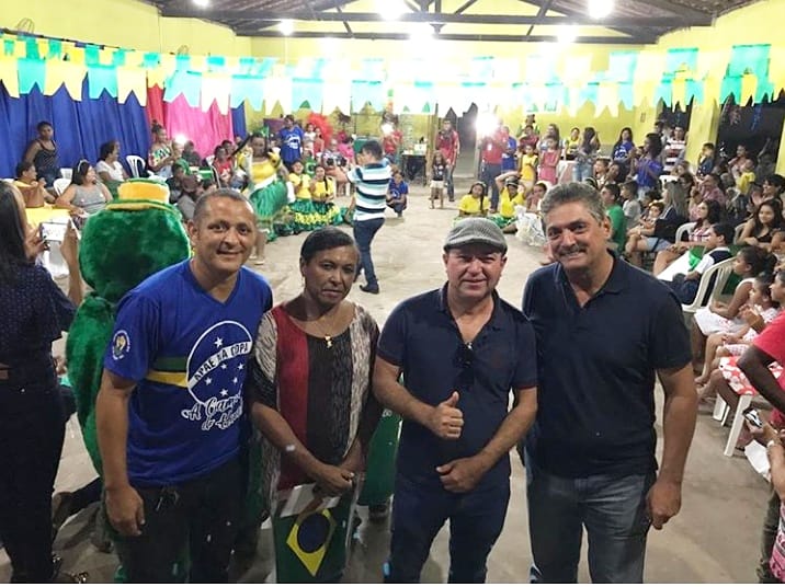 Carlinhos Florêncio prestigia Arraial da APAE em Bacabal