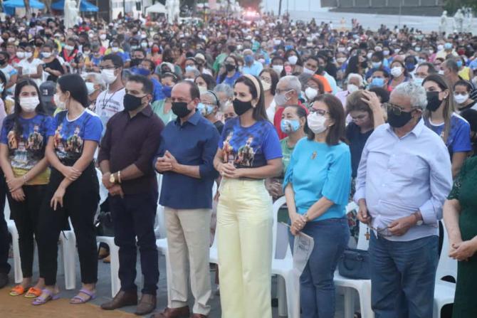 Helena Duailibe prestigia encerramento do Festejo de São José de Ribamar.