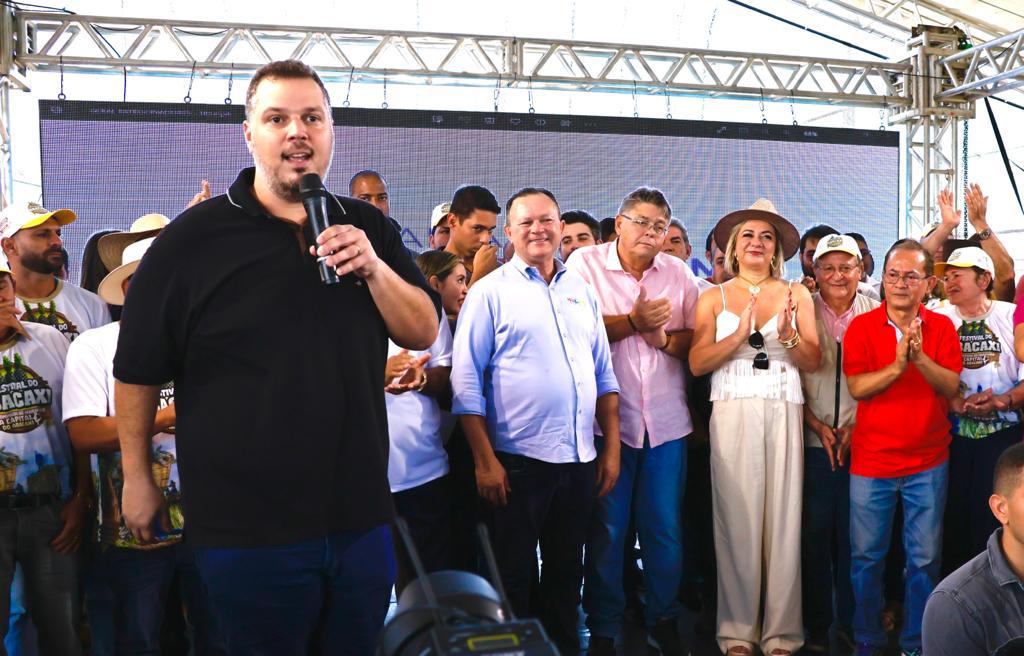 Rodrigo Lago participa do 4º Festival do Abacaxi em São Domingos do Maranhão