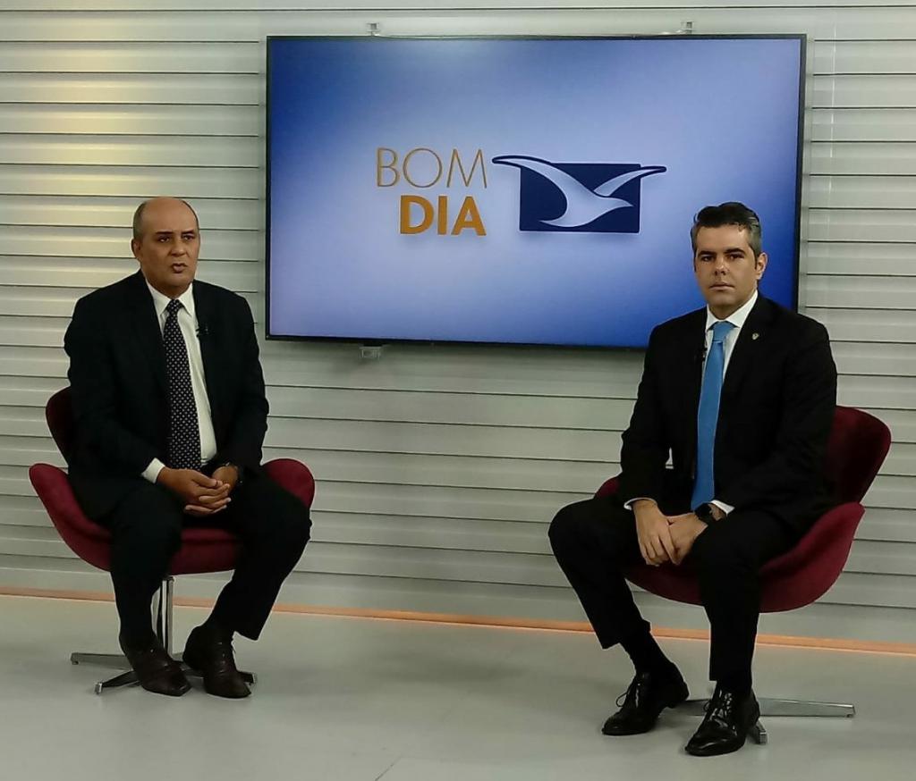 Em entrevista, Adriano destaca projetos contra o coronavírus e afirma que o momento é de união 