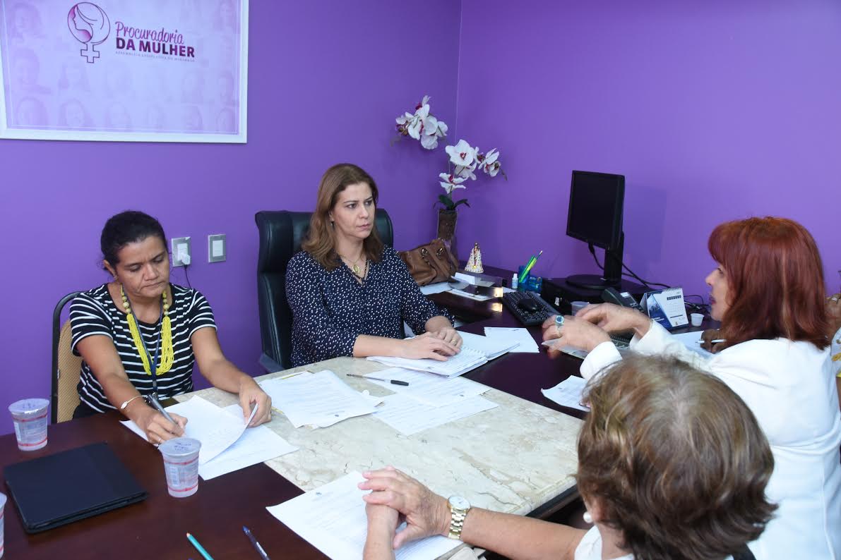 Deputada Valéria Macedo quer um Observatório Estadual de Políticas para Mulheres