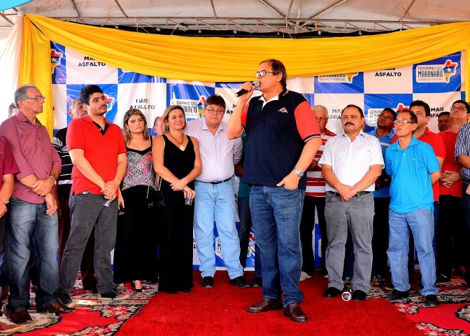 Humberto prestigia comemoração dos 63 anos de emancipação política de São Domingos do Maranhão