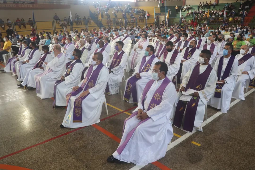 Clero da Arquidiocese de São Luís na cerimônia de abertura da Campanha da Fraternidade na capital