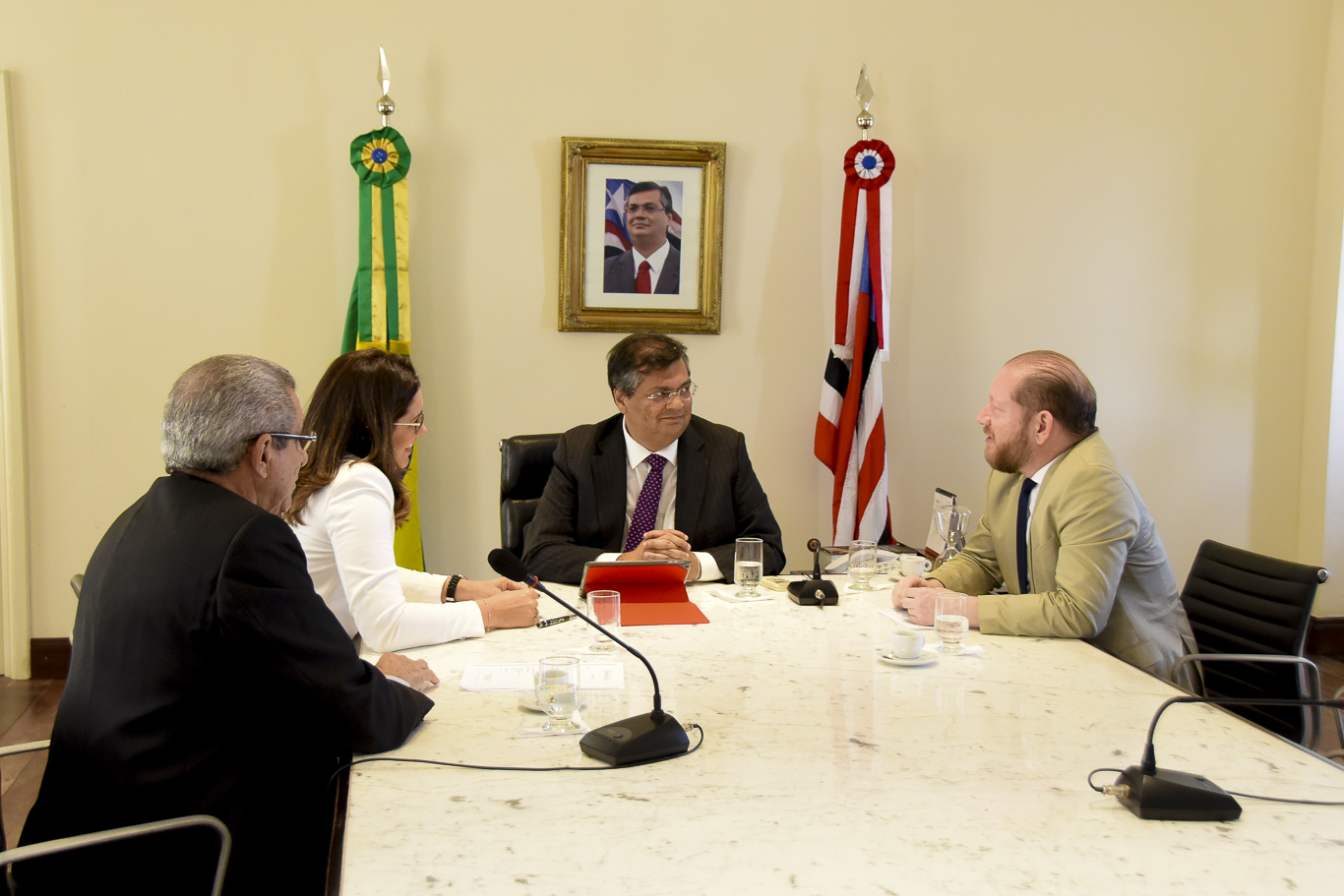 Othelino Neto e prefeitas de Presidente Sarney e Nova Iorque têm audiência com o governador 