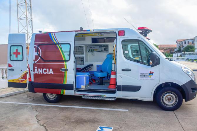 Cleide Coutinho viabiliza ambulâncias para três cidades