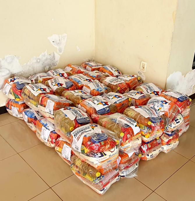 Deputada Cleide Coutinho inicia distribuição de duas mil cestas básicas